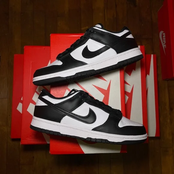 Nike Dunk Low - Picture 3 of 8